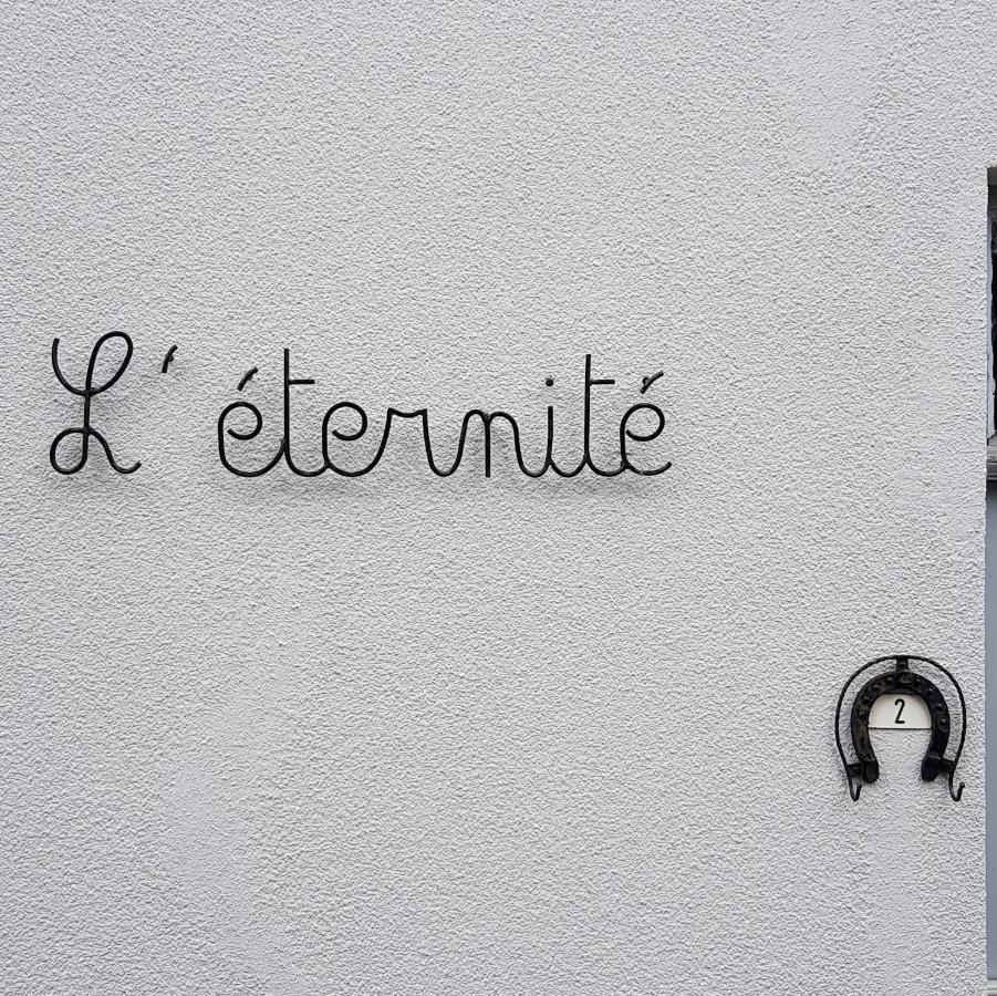 Gite L'éternité Heure Extérieur photo